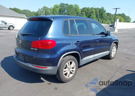 2012 Volkswagen Tiguan Le из США, поврежденный, VIN WVGAV7AX2CW582223